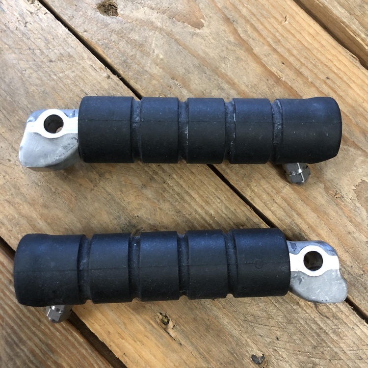Indian Chief / Scout rider's footpegs